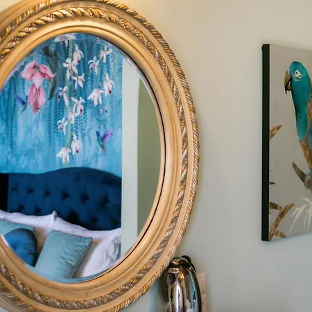 Iris Guest house