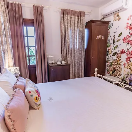 ίρις Τσαγκαράδα