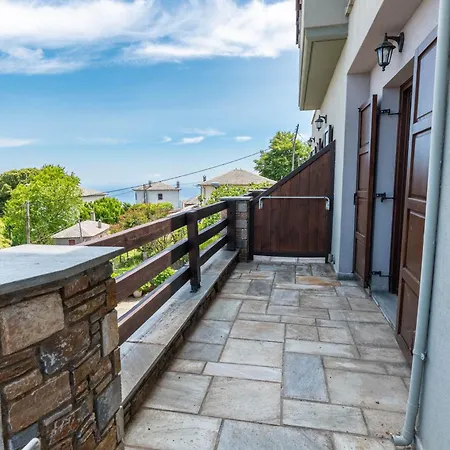 ίρις Πανσιόν