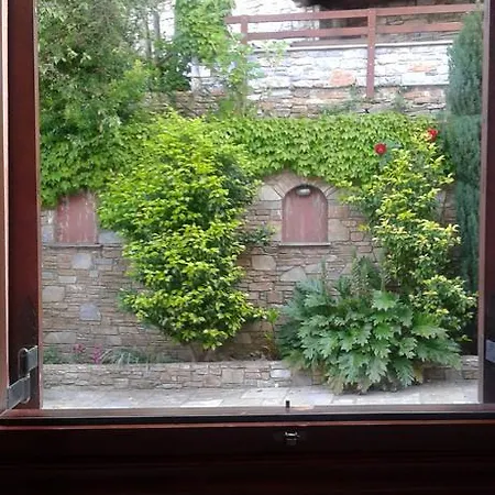 Guest house Iris 2*