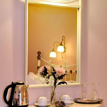 Πανσιόν ίρις Τσαγκαράδα