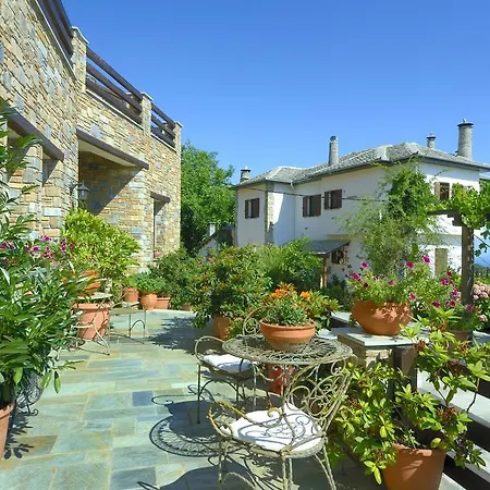 ίρις Τσαγκαράδα