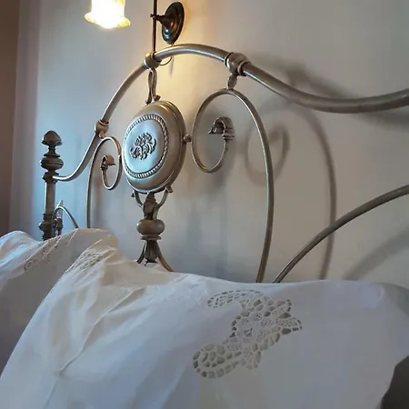 Iris Guest house